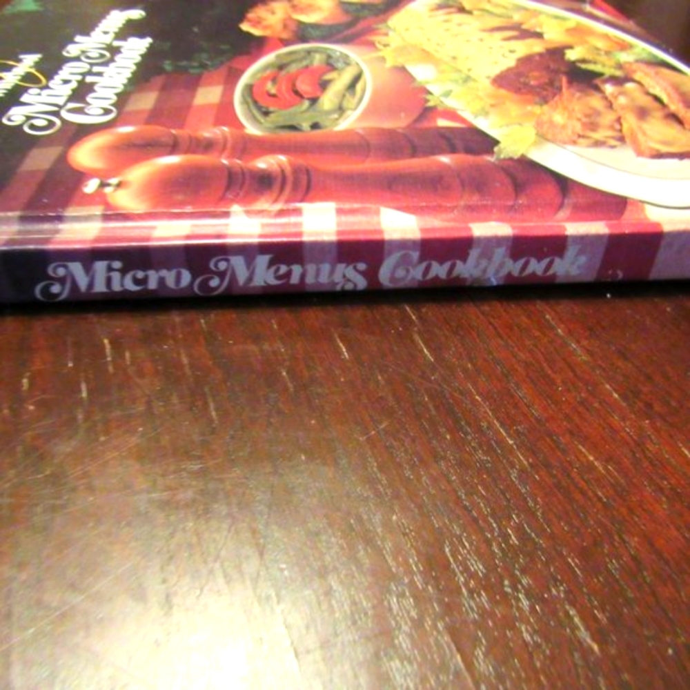 🥦🍄🟫🌽 Vintage RARE "Whirlpool Micro Menus" Cookbook - HC - Picture 4 of 12